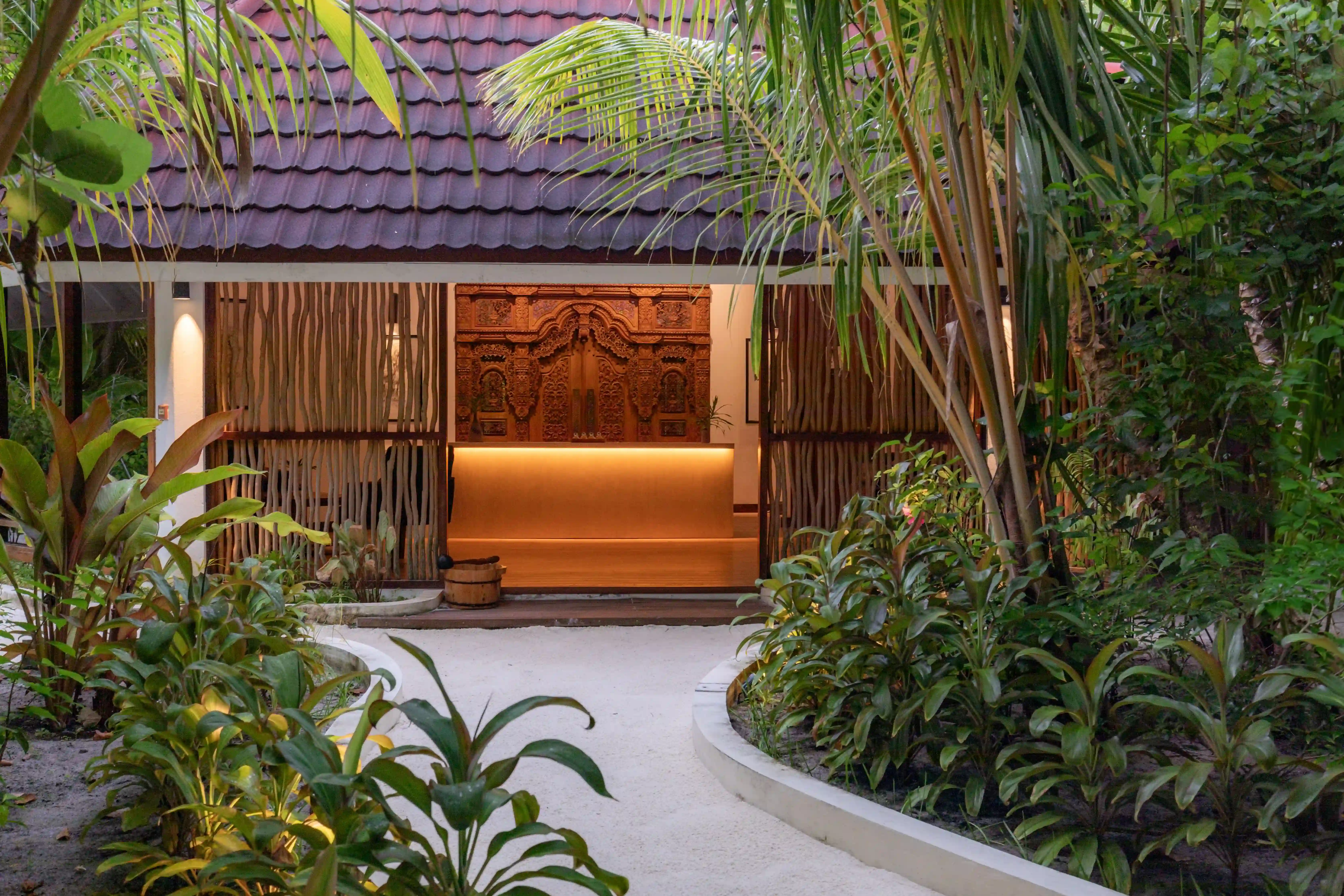 Dhigufaru Island Resort view 2